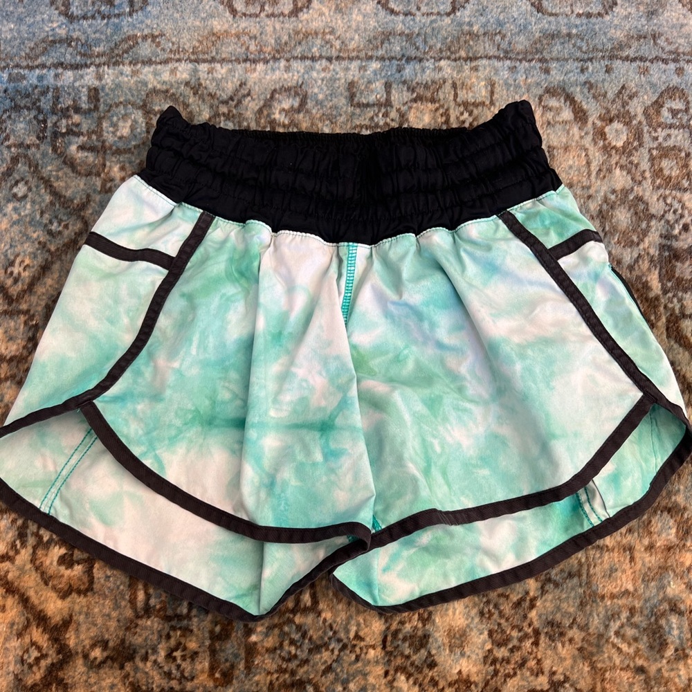 Lululemon Tracker Shorts